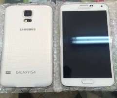 SAMSUNG GALAXY S5 Internacional T02