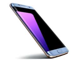 El Samsung Galaxy S7 edge LINEA EN LA PANTALLA