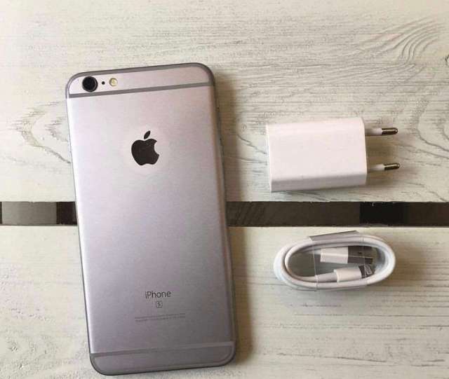 iphone 6s plus 64gb/ flash LED iphone 6s plus 64gb/ flash LED