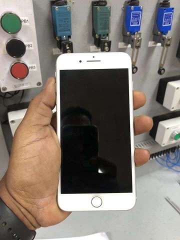 IPhone 8 Plus 64 gb IPhone 8 Plus 64 gb