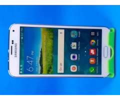 SAMSUNG  S5, LECTOR DE HUELLA, CAMARA 16MP