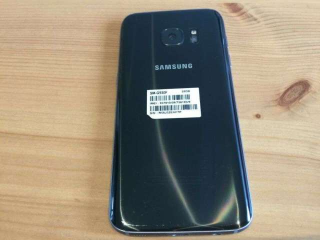 Samsung Galaxy S7 Samsung Galaxy S7